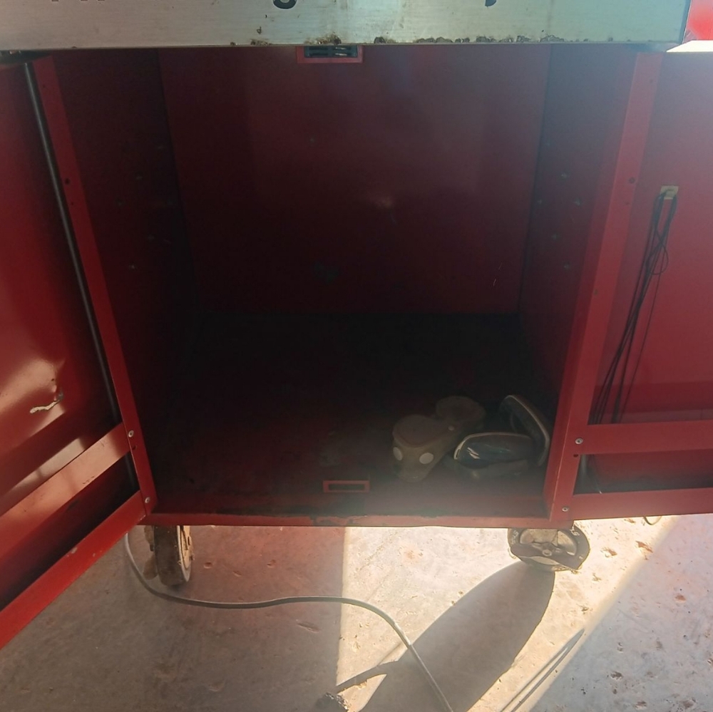Vintage snap on alligment machine. Still works